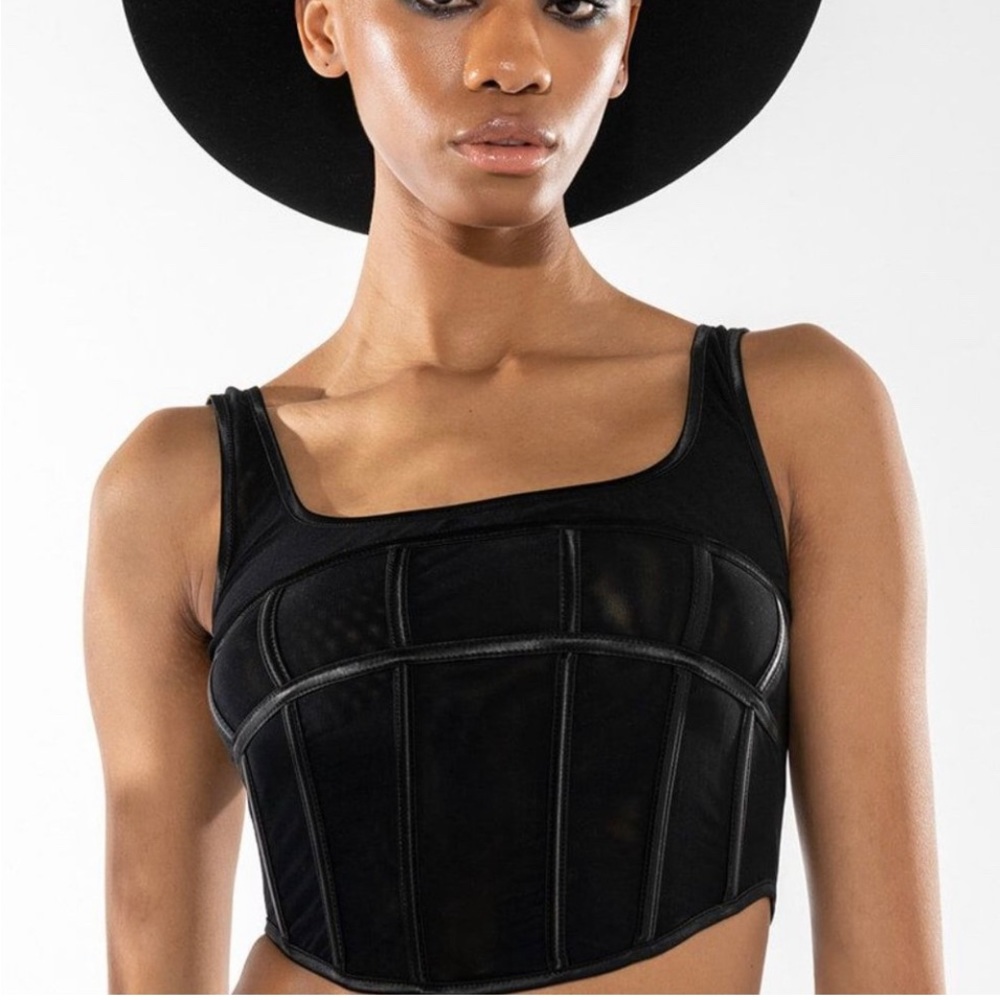 Xena Not So Basic Black Corset
Tank Top in L